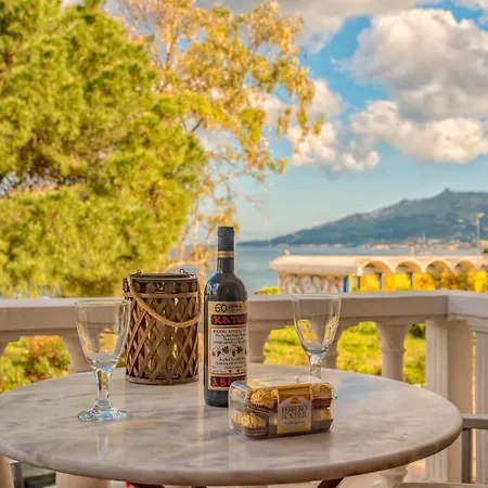 Apartment Mandy Seafront Zakynthos Town