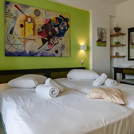 Mandy Seafront Apartment *
